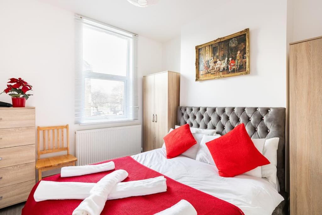 Parkside Stay North London - Victoria Line ภายนอก รูปภาพ
